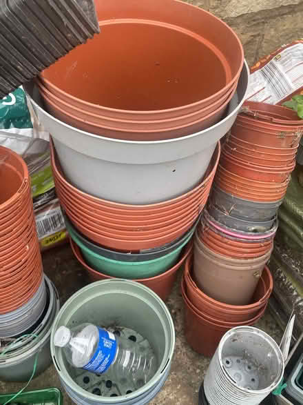 Photo of free Assorted Plastic Plant Pots/Saucers (Greetland) #2