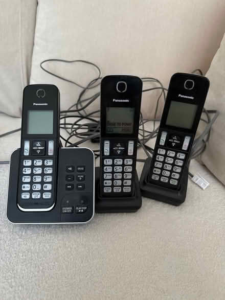 Photo of free Panasonic handheld house phones (Croydon) #1