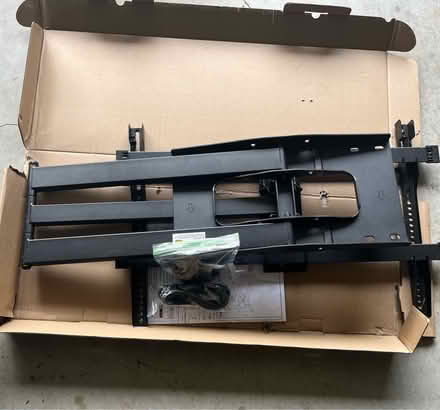 Photo of free TV wall mount (The woodlands) #2