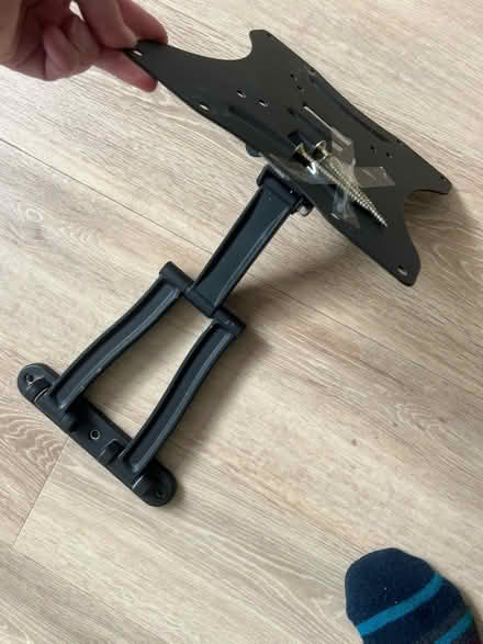 Photo of free tv bracket (Tonbridge) #2