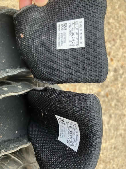 Photo of free X3 pairs children’s Stan Smiths (NR4) #3