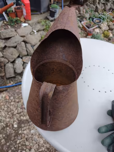 Photo of free Old oil can? (Summertown OX2) #2