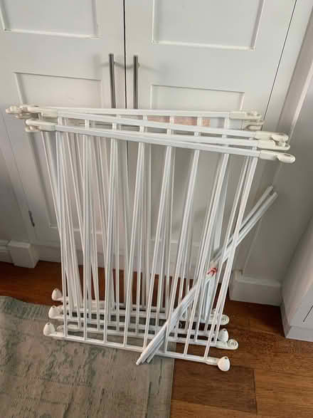 Photo of free Playpen (W1H) #1