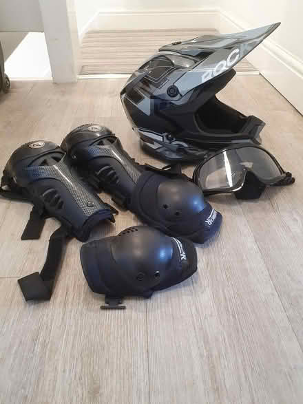 Photo of free Helmet and knee/elbow protection (Allington ME16) #4