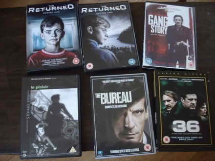 Photo of free DVDs in French (Five with English subtitles) (Coleview SN3) #1