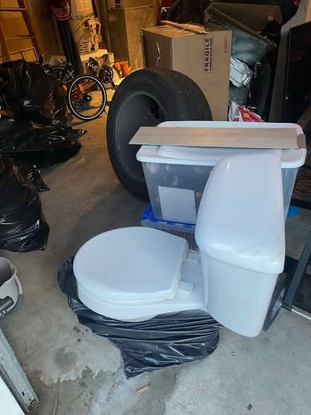 Photo of free Toilet (Smokey point WA) #1