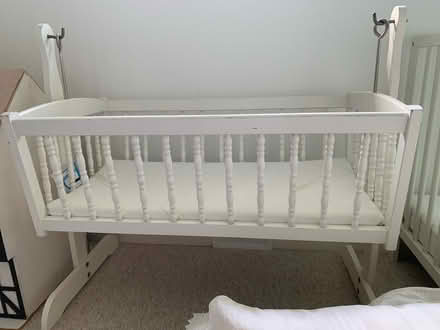 Photo of free Rocking crib (RG6 Earley) #1