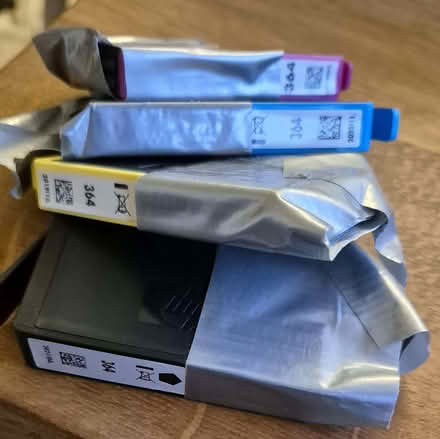 Photo of free HP 364 ink cartridges (Kendal LA9) #1