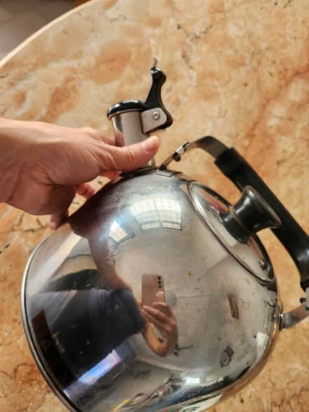 Photo of free Kettle and thermal pot (Hougang Street 11) #4