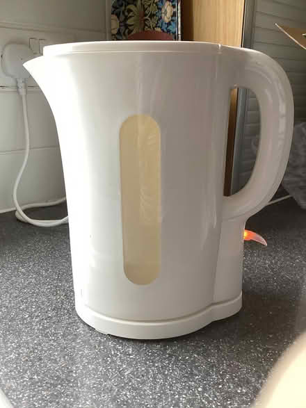 Photo of free Cordless electric kettle (Waterbeach) #1