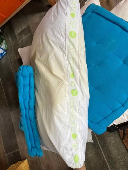 Photo of free Pile of pillows and cushions (Swindon SN25) #3