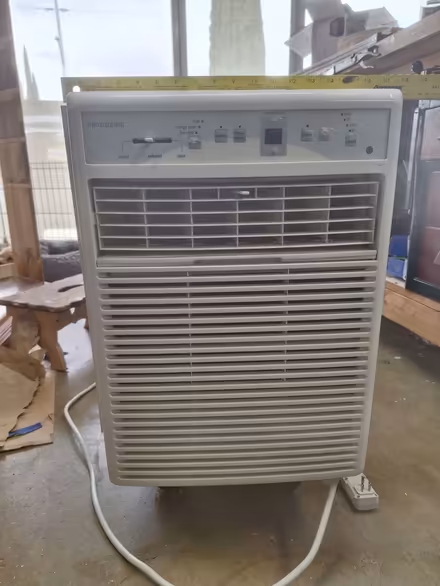 Photo of free AC for window (narrow 14.5") (Longview, Antioch 94509) #1