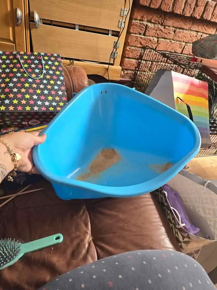 Photo of free Large rabbit litter tray (Nuneaton CV10) #1