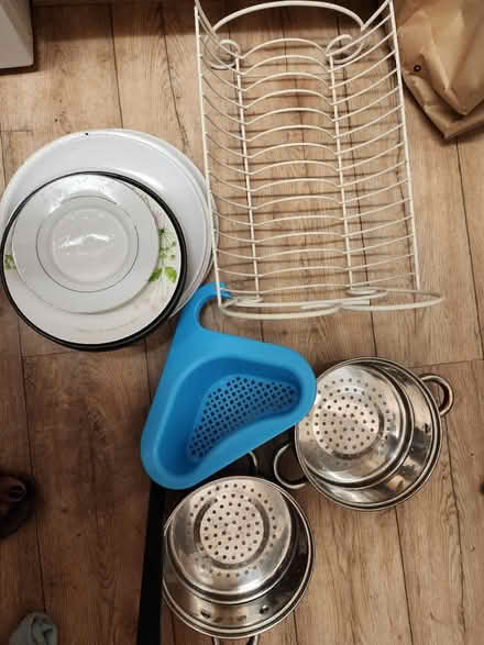 Photo of free Collection of kitchen items (High Wycombe HP11) #1