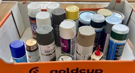 Photo of free Selection of spray paints (Marshalswick AL4) #1