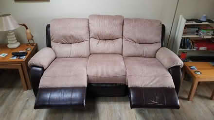 Photo of free 2 x 3-seater setees (Penmaenmawr)