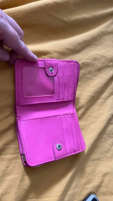Photo of free Pink Smiggle purse (Kingston KT2) #2
