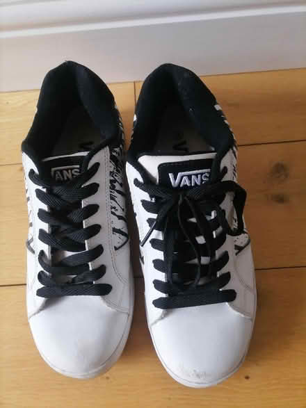 Photo of free Trainers vans (Oakley RG23) #1