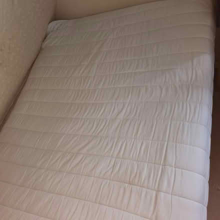 Photo of free 3/4 bed (Solihull, B92) #2