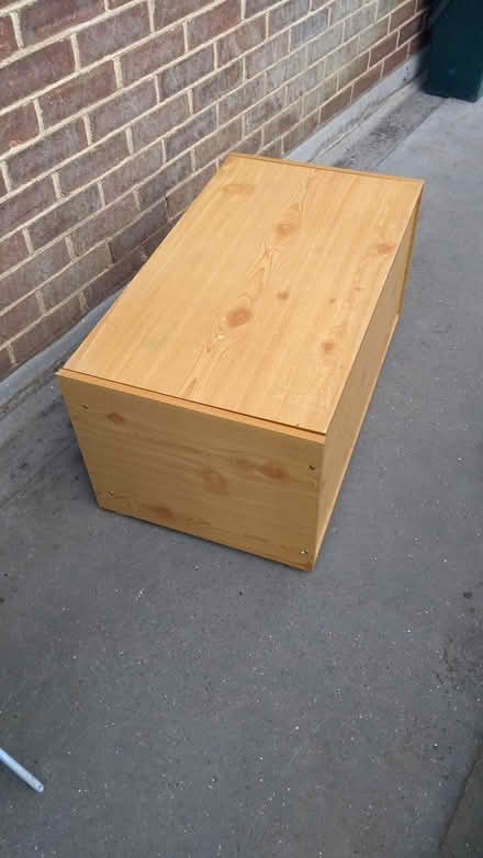 Photo of free Blanket chest (Alexandra Park) #1