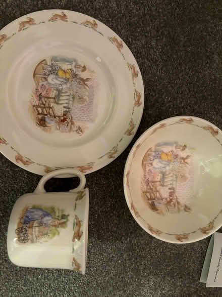 Photo of free Children’s ornaments, dishes etc. China (Currie EH14) #2