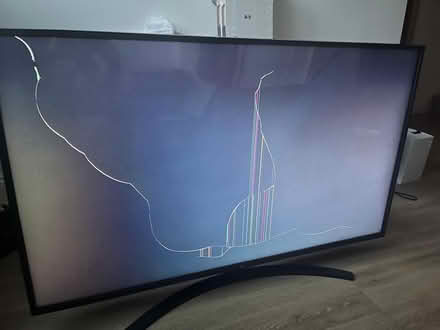 Photo of free BROKEN 54 inch LG TV with remote (Tonbridge) #2