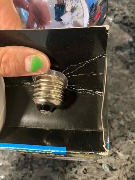 Photo of free Reptile basking bulb (Cheshunt, Hertfordshire) #4