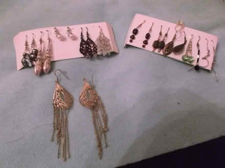 Photo of free earings (Bournes Green SS2) #3