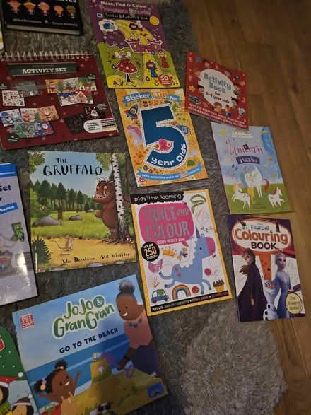Photo of free Assorted childrens books (Kingston KT2) #4