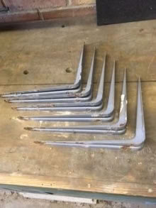 Photo of free Metal shelf brackets (Wokingham RG40) #1