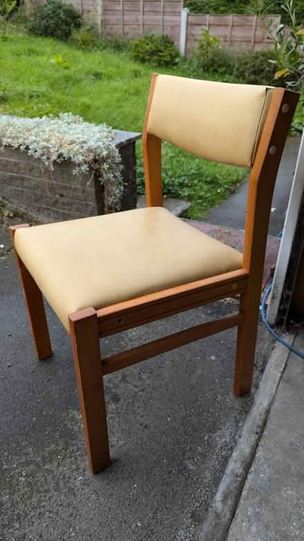 Photo of free Midcentury German chairs + table (Stalybridge, SK15) #2