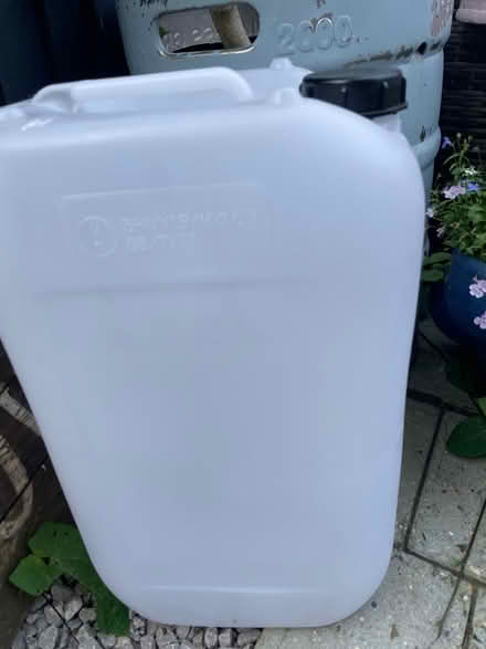 Photo of free 25 litre containers with lids (Cheshunt) #1