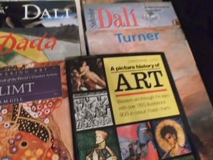 Photo of free art books. (Bournes Green SS2) #3