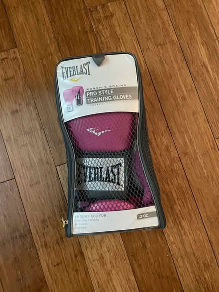 Photo of free Boxing gloves (12oz) (Soundview, Bronx) #1