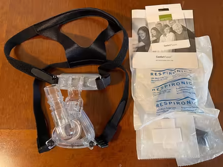Photo of free Philips CPAP Mask with Headgear (Near De Anza College) #1