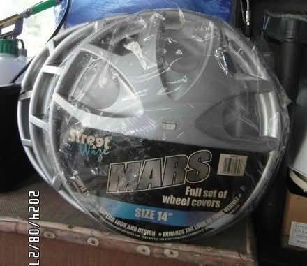 Photo of free 14inch Wheel Covers (Bentlawnt SY5) #1