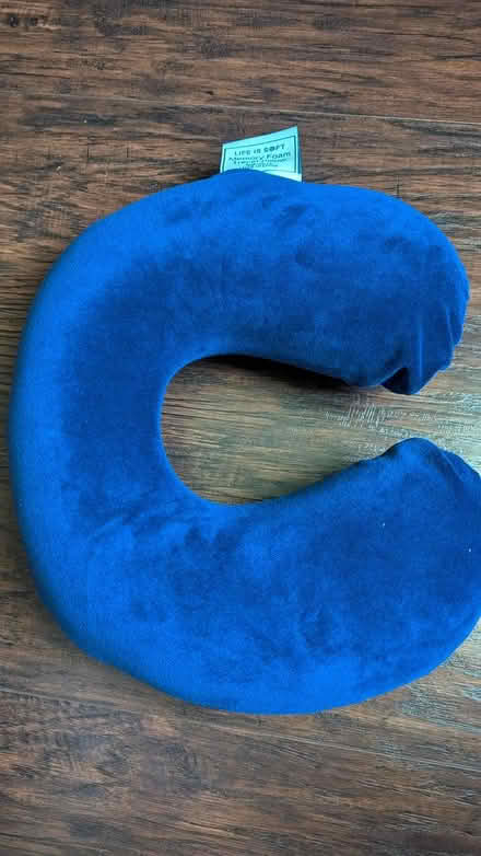 Photo of free Travel neck pillow (dark blue) (Raritan Township/Ringoes) #1