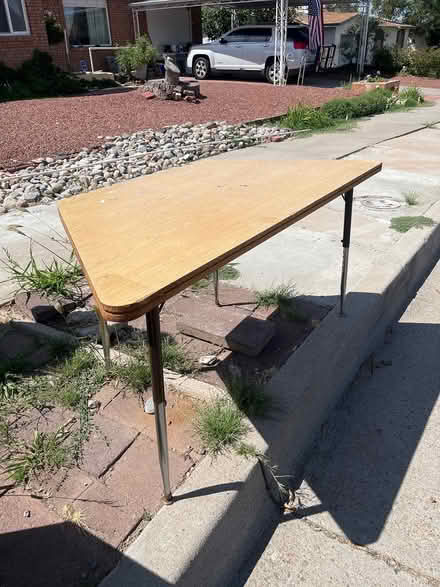 Photo of free Crafting Table (Tramway/Copper) #2