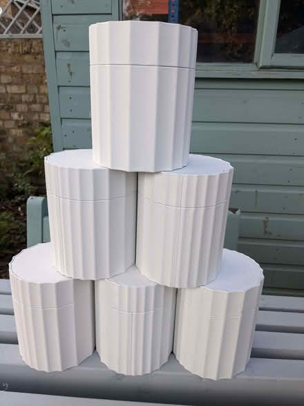 Photo of free Tins (Ware SG12) #1