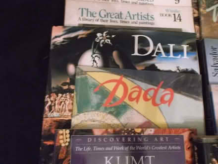 Photo of free art books. (Bournes Green SS2) #2