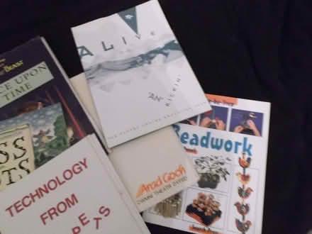 Photo of free puppet books (Bournes Green SS2) #2