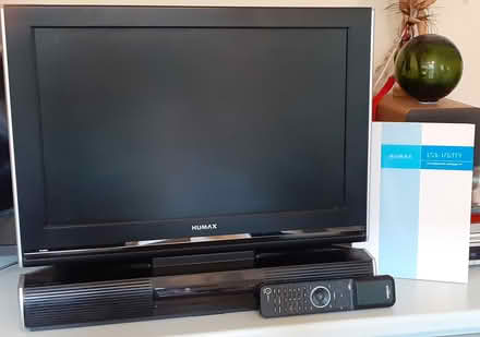 Photo of free Old TV Not Smart and NOT WORKINGG (Northfields, Ealing W5) #1