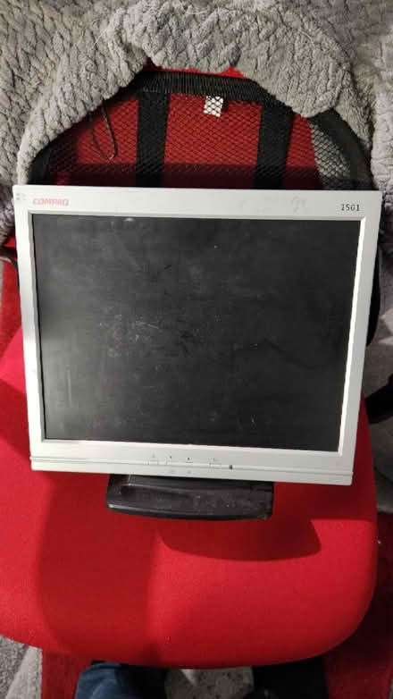 Photo of free monitor screen (Enfield) #2