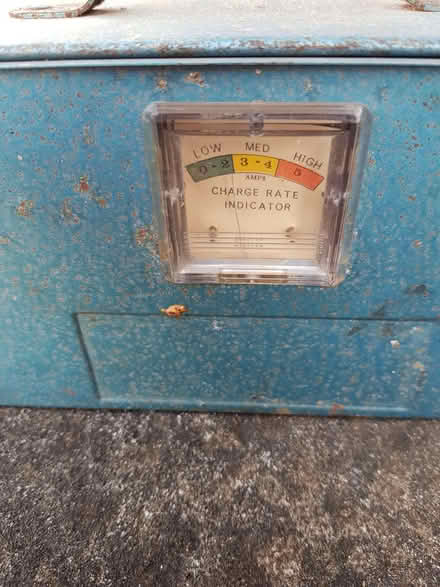 Photo of free Trickle battery charger (Winford BS40) #2