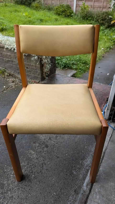 Photo of free Midcentury German chairs + table (Stalybridge, SK15) #4
