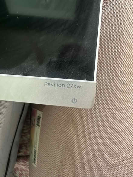 Photo of free HP screen for parts (not working) (Beckenham/bromley) #2