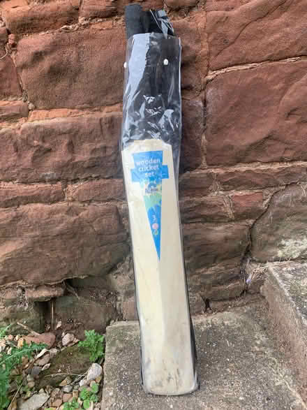 Photo of free Child’s cricket bat (Frankby CH48) #1