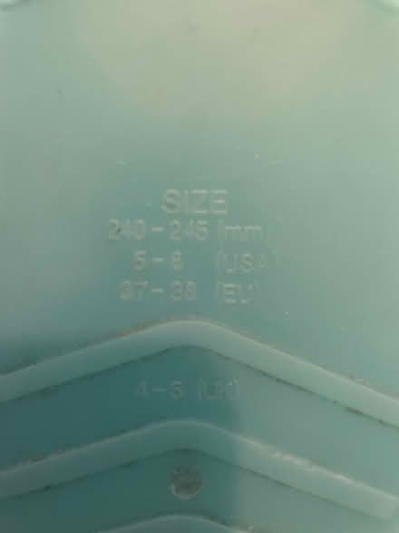 Photo of free Swimming fins (CR2) #2