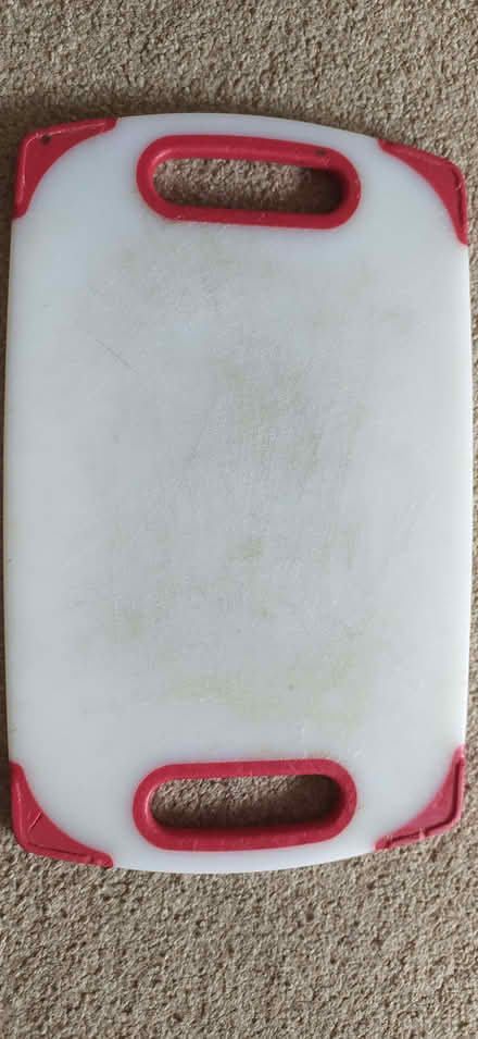 Photo of free Chopping Board (Central Reading RG1) #1
