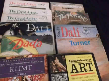 Photo of free art books. (Bournes Green SS2) #1